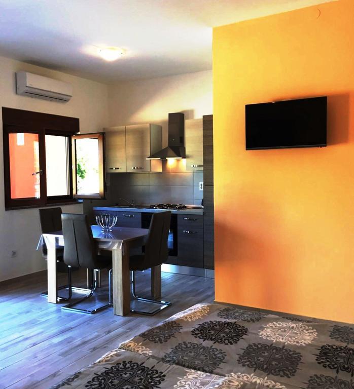 Goga Mare Apartment Ровинь Экстерьер фото