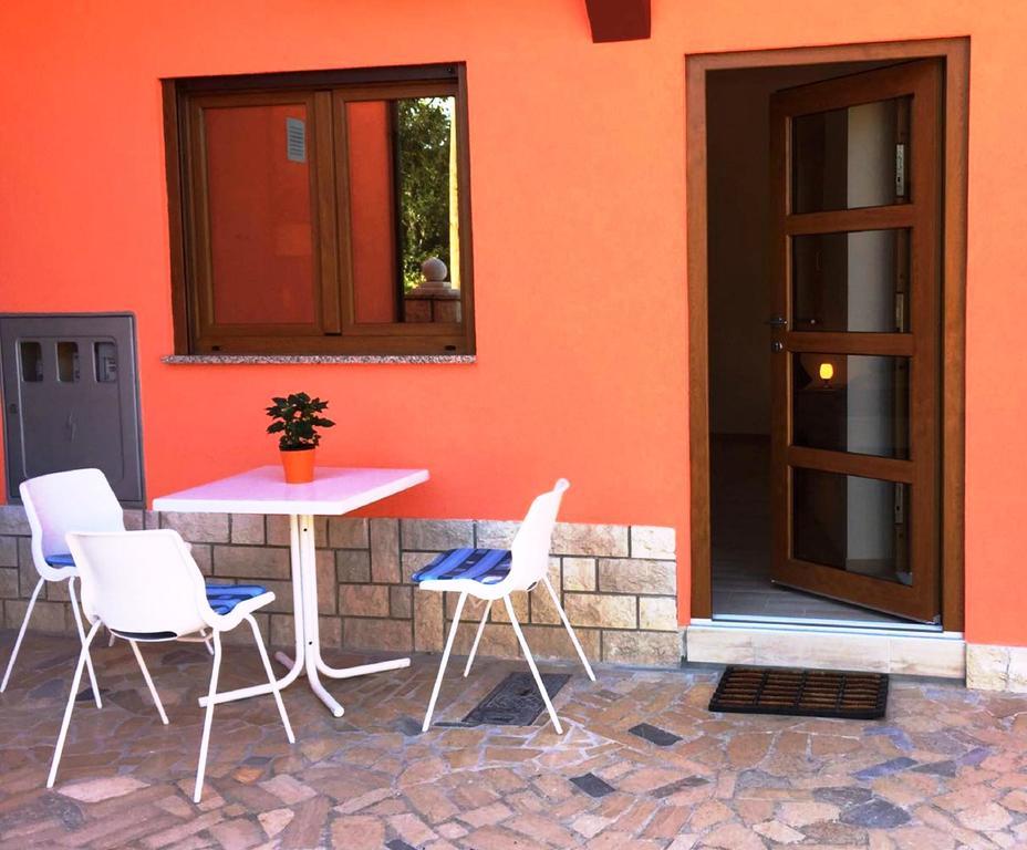 Goga Mare Apartment Ровинь Экстерьер фото