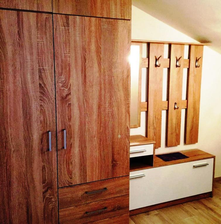 Goga Mare Apartment Ровинь Экстерьер фото